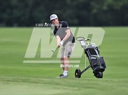 Thumbnail 1 in UIL 1A Boys State Golf Tournament Finals photogallery.
