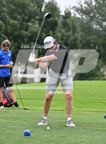 Thumbnail 2 in UIL 1A Boys State Golf Tournament Finals photogallery.