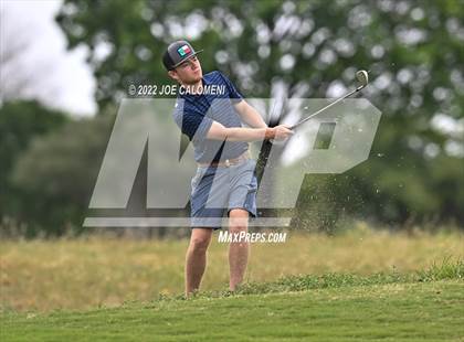 Thumbnail 2 in UIL 1A Boys State Golf Tournament Finals photogallery.