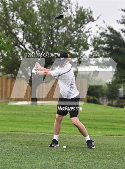 Thumbnail 1 in UIL 1A Boys State Golf Tournament Finals photogallery.