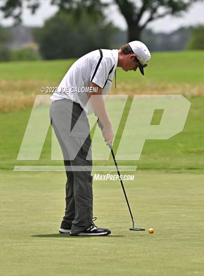 Thumbnail 2 in UIL 1A Boys State Golf Tournament Finals photogallery.