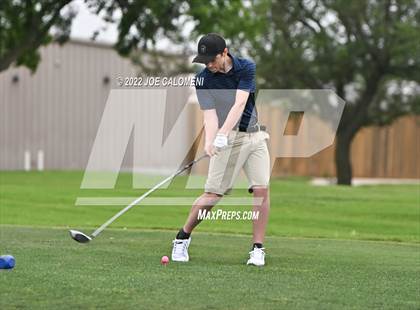 Thumbnail 3 in UIL 1A Boys State Golf Tournament Finals photogallery.