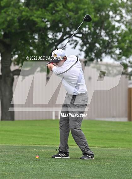 Thumbnail 2 in UIL 1A Boys State Golf Tournament Finals photogallery.