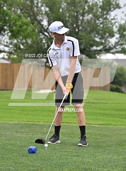 Thumbnail 2 in UIL 1A Boys State Golf Tournament Finals photogallery.