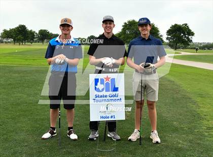 Thumbnail 2 in UIL 1A Boys State Golf Tournament Finals photogallery.