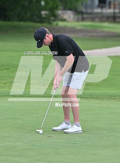 Thumbnail 1 in UIL 1A Boys State Golf Tournament Finals photogallery.