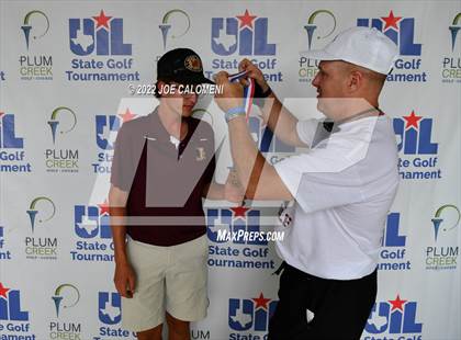 Thumbnail 2 in UIL 1A Boys State Golf Tournament Finals photogallery.