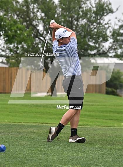 Thumbnail 1 in UIL 1A Boys State Golf Tournament Finals photogallery.