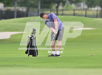 Thumbnail 2 in UIL 1A Boys State Golf Tournament Finals photogallery.