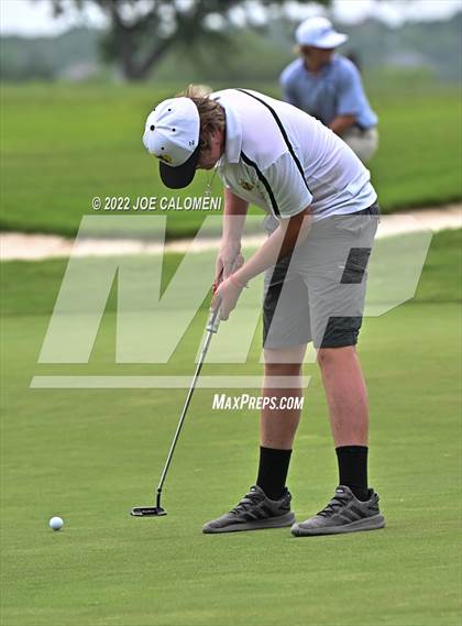 Thumbnail 1 in UIL 1A Boys State Golf Tournament Finals photogallery.
