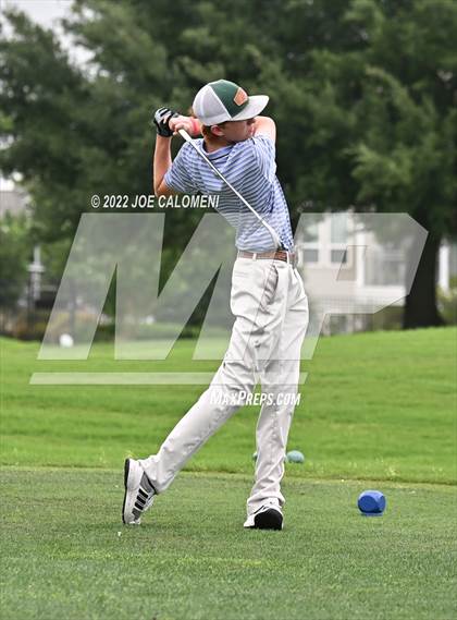 Thumbnail 1 in UIL 1A Boys State Golf Tournament Finals photogallery.