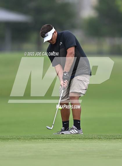 Thumbnail 3 in UIL 1A Boys State Golf Tournament Finals photogallery.