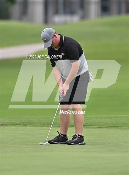 Thumbnail 3 in UIL 1A Boys State Golf Tournament Finals photogallery.