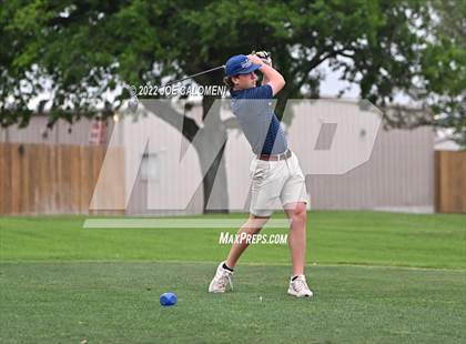 Thumbnail 2 in UIL 1A Boys State Golf Tournament Finals photogallery.