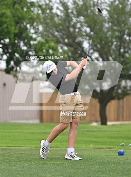 Thumbnail 2 in UIL 1A Boys State Golf Tournament Finals photogallery.