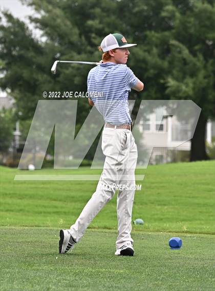 Thumbnail 1 in UIL 1A Boys State Golf Tournament Finals photogallery.