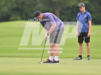 Thumbnail 3 in UIL 1A Boys State Golf Tournament Finals photogallery.