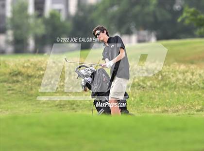 Thumbnail 2 in UIL 1A Boys State Golf Tournament Finals photogallery.
