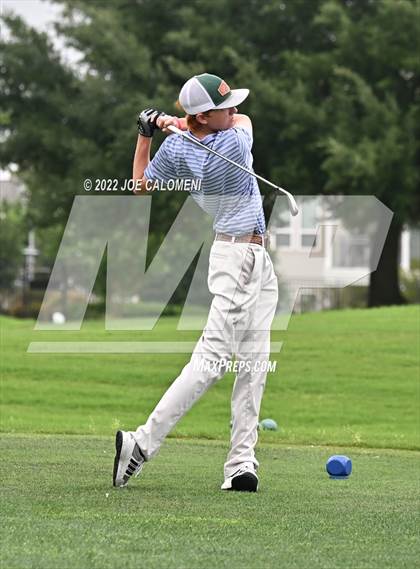 Thumbnail 3 in UIL 1A Boys State Golf Tournament Finals photogallery.