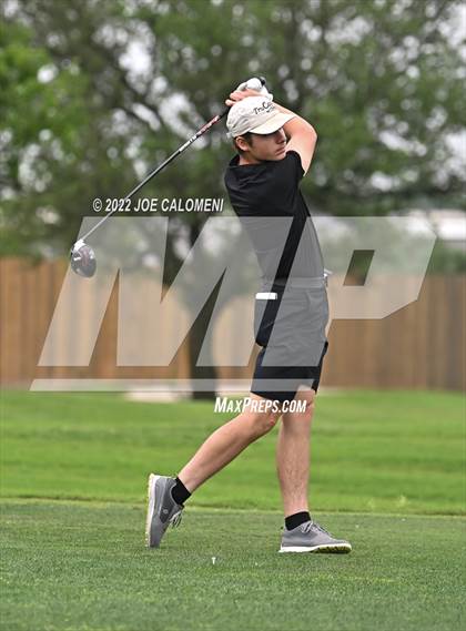 Thumbnail 3 in UIL 1A Boys State Golf Tournament Finals photogallery.