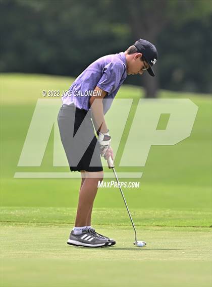 Thumbnail 3 in UIL 1A Boys State Golf Tournament Finals photogallery.