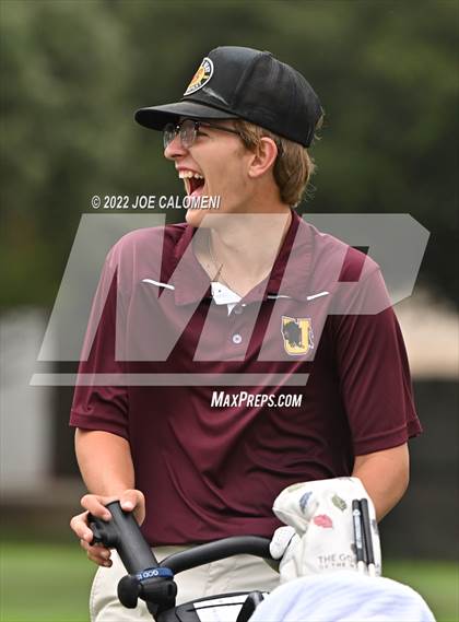 Thumbnail 1 in UIL 1A Boys State Golf Tournament Finals photogallery.