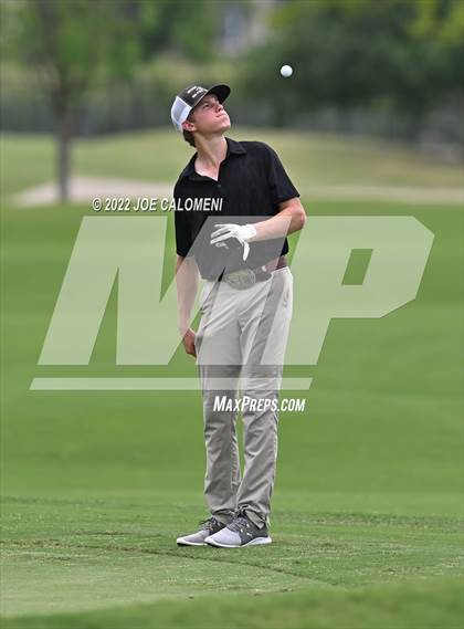 Thumbnail 1 in UIL 1A Boys State Golf Tournament Finals photogallery.