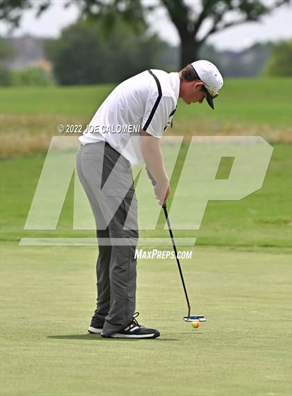 Thumbnail 1 in UIL 1A Boys State Golf Tournament Finals photogallery.