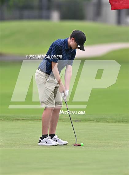 Thumbnail 1 in UIL 1A Boys State Golf Tournament Finals photogallery.