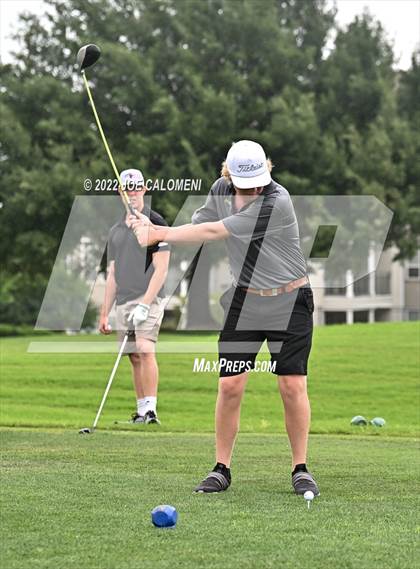 Thumbnail 2 in UIL 1A Boys State Golf Tournament Finals photogallery.