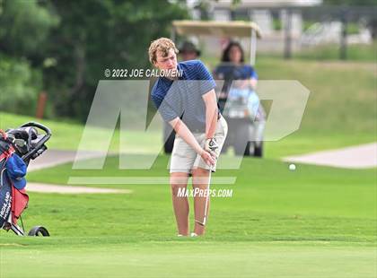 Thumbnail 3 in UIL 1A Boys State Golf Tournament Finals photogallery.