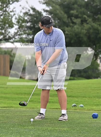 Thumbnail 1 in UIL 1A Boys State Golf Tournament Finals photogallery.