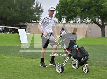 Thumbnail 2 in UIL 1A Boys State Golf Tournament Finals photogallery.
