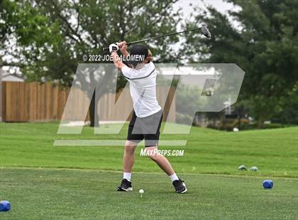 Thumbnail 2 in UIL 1A Boys State Golf Tournament Finals photogallery.