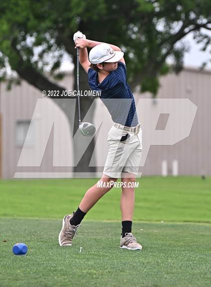 Thumbnail 3 in UIL 1A Boys State Golf Tournament Finals photogallery.