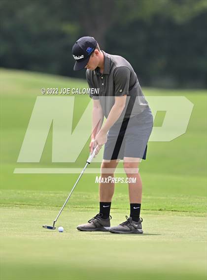 Thumbnail 3 in UIL 1A Boys State Golf Tournament Finals photogallery.