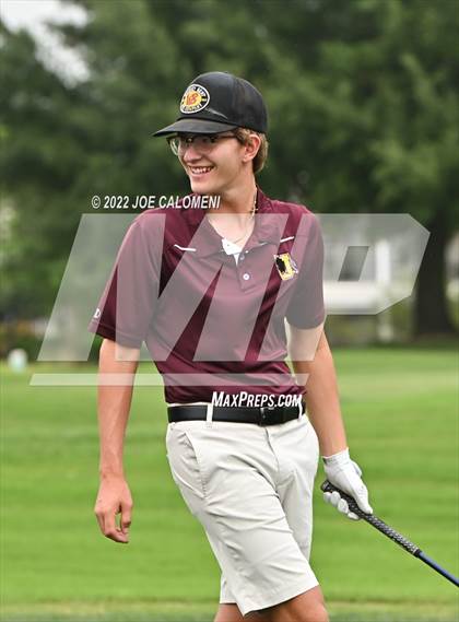 Thumbnail 1 in UIL 1A Boys State Golf Tournament Finals photogallery.