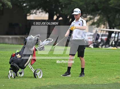 Thumbnail 1 in UIL 1A Boys State Golf Tournament Finals photogallery.