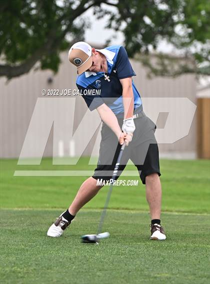 Thumbnail 2 in UIL 1A Boys State Golf Tournament Finals photogallery.