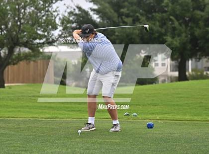 Thumbnail 2 in UIL 1A Boys State Golf Tournament Finals photogallery.