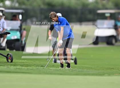 Thumbnail 2 in UIL 1A Boys State Golf Tournament Finals photogallery.