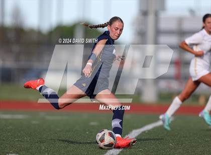 Thumbnail 1 in Lee's Summit vs. Liberty North (MSHSAA Class 4 Quarterfinal) photogallery.
