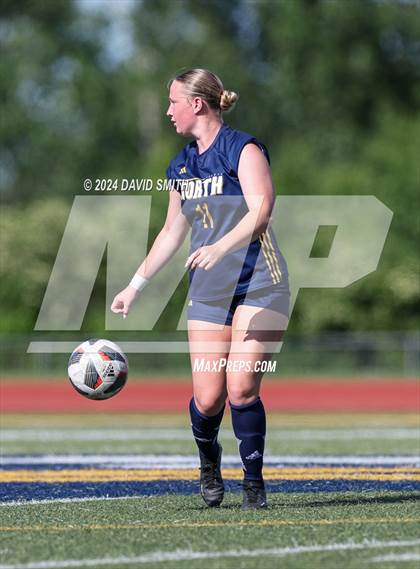 Thumbnail 3 in Lee's Summit vs. Liberty North (MSHSAA Class 4 Quarterfinal) photogallery.
