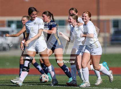 Thumbnail 3 in Lee's Summit vs. Liberty North (MSHSAA Class 4 Quarterfinal) photogallery.