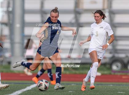 Thumbnail 1 in Lee's Summit vs. Liberty North (MSHSAA Class 4 Quarterfinal) photogallery.