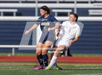 Thumbnail 1 in Lee's Summit vs. Liberty North (MSHSAA Class 4 Quarterfinal) photogallery.