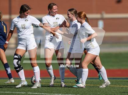 Thumbnail 3 in Lee's Summit vs. Liberty North (MSHSAA Class 4 Quarterfinal) photogallery.