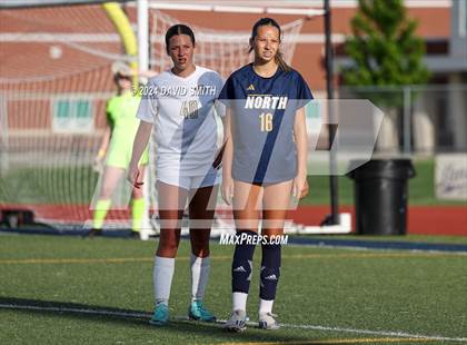 Thumbnail 1 in Lee's Summit vs. Liberty North (MSHSAA Class 4 Quarterfinal) photogallery.