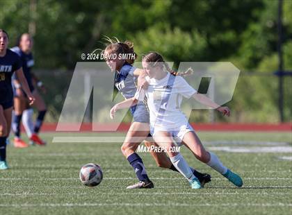 Thumbnail 1 in Lee's Summit vs. Liberty North (MSHSAA Class 4 Quarterfinal) photogallery.