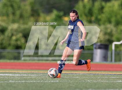 Thumbnail 1 in Lee's Summit vs. Liberty North (MSHSAA Class 4 Quarterfinal) photogallery.